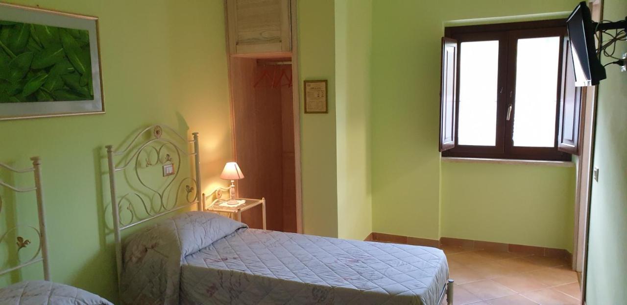 Agriturismo Il Casale Pica Posta Kültér fotó